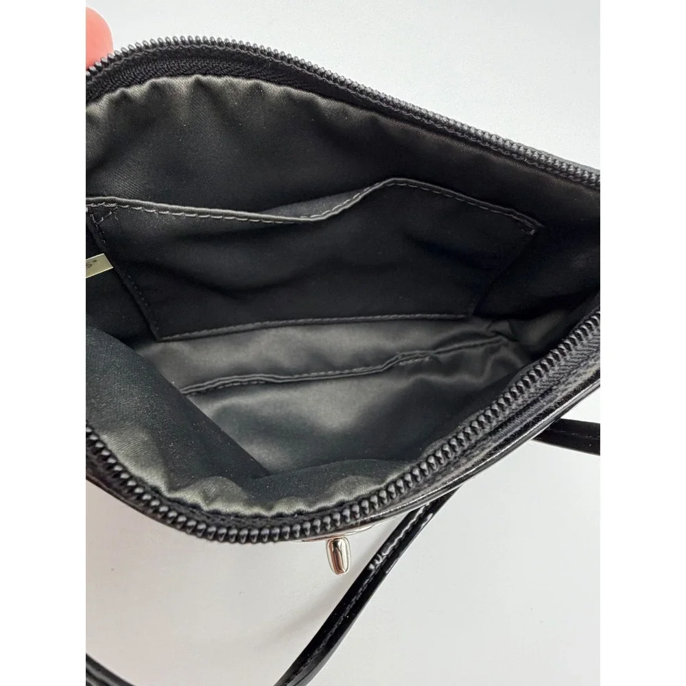 Coach Black Signature Jacquard Wristlet Patent Leather Trim Turnlock Detail 0145